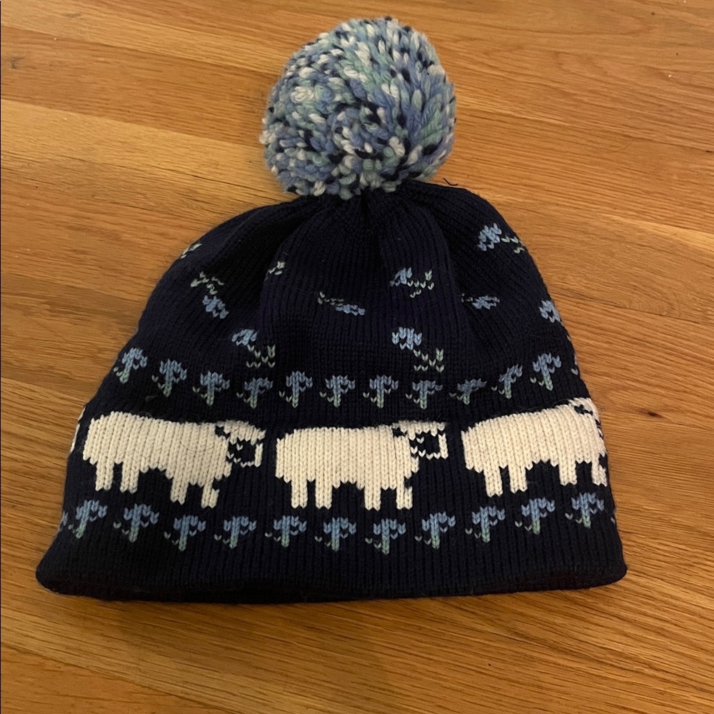 Vintage Mountain Ladies & Ewe navy blue hat with Sheep Pattern